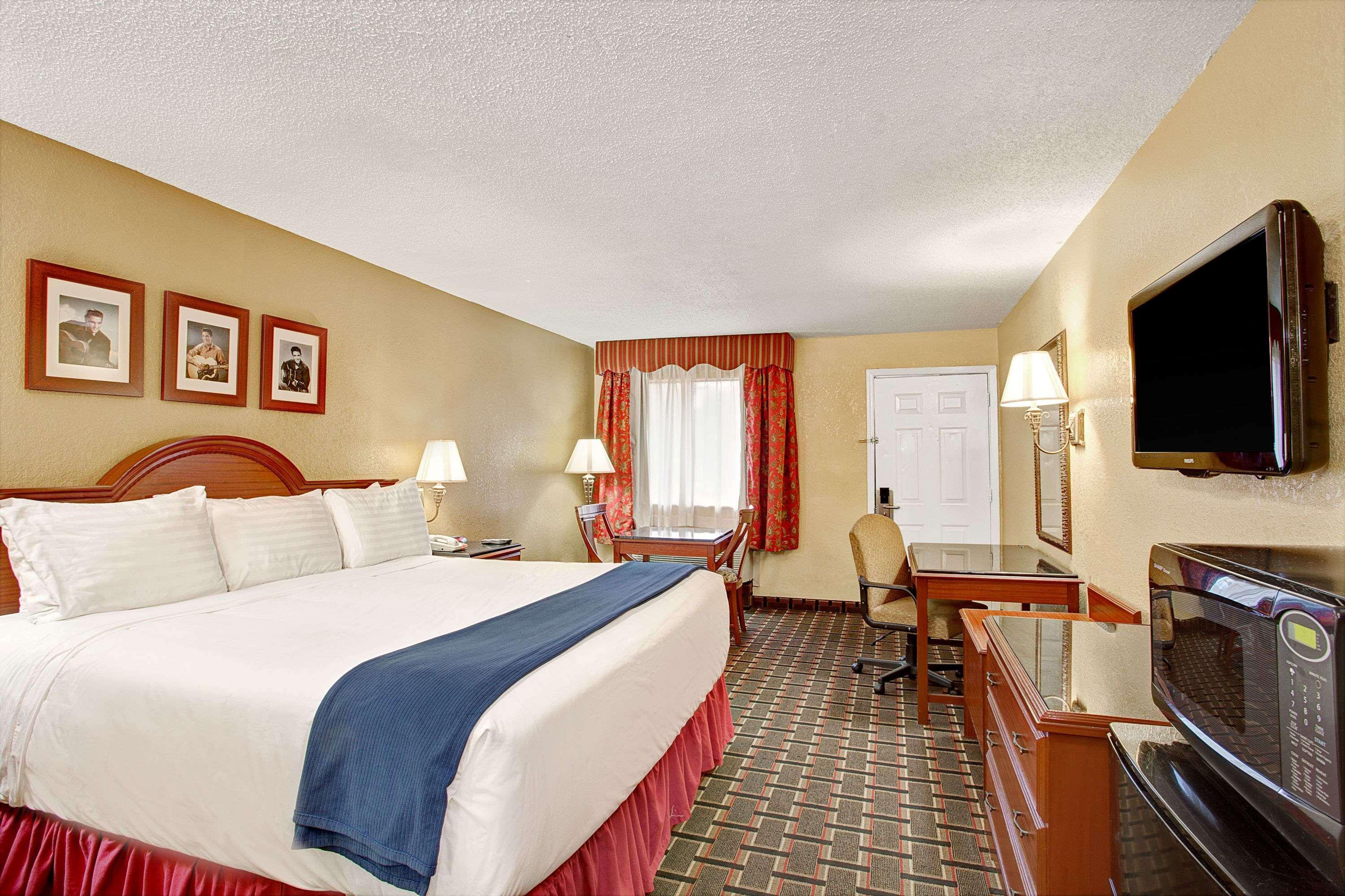 Days Inn By Wyndham Memphis At Graceland Ngoại thất bức ảnh